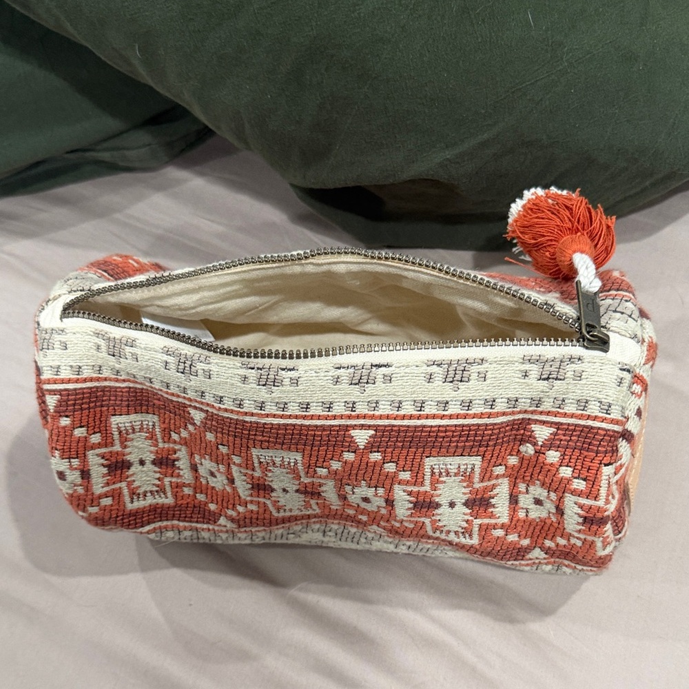Pendleton Red and Cream Patterned Cosmetic Bag - image 1